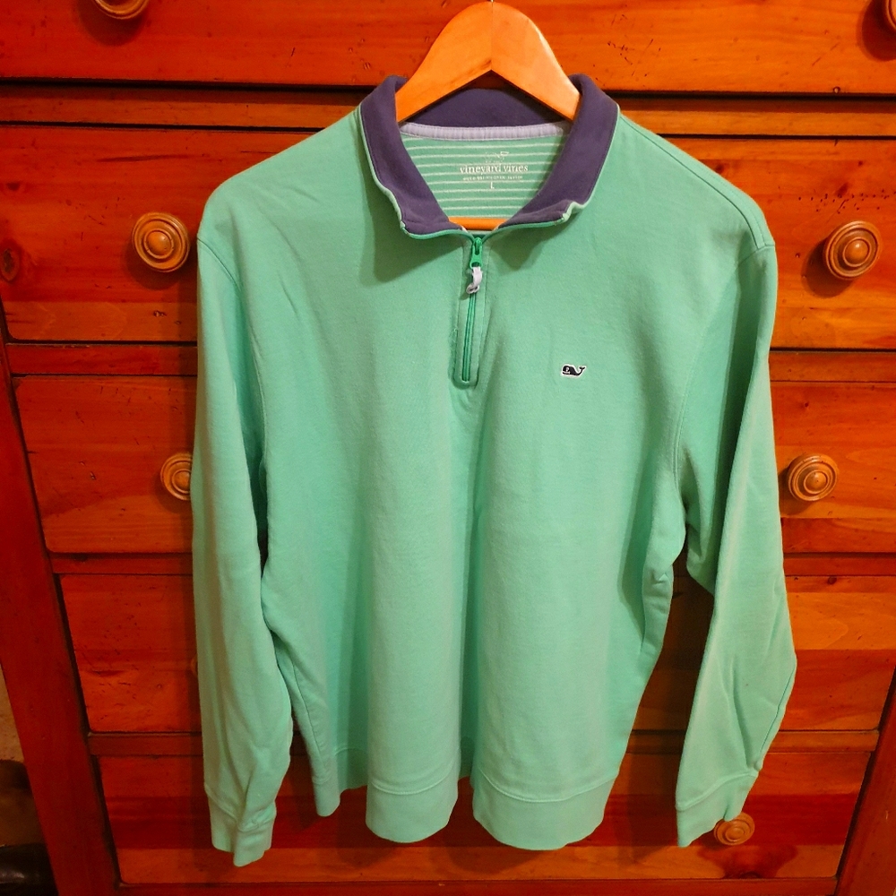 Vineyard vines large long sleeve salt water